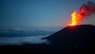 Erupção do Etna mantém aeroporto de Catânia fechado até manhã de sábado