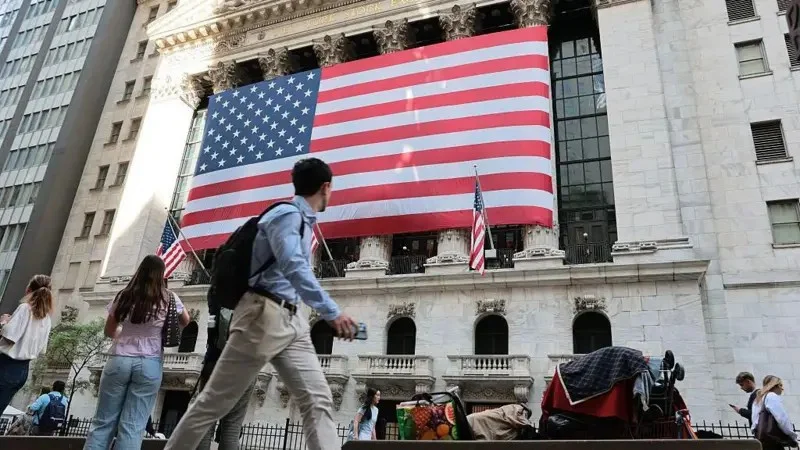 Como a economia dos EUA continua superando seus rivais apesar de toda turbulência do governo Trump