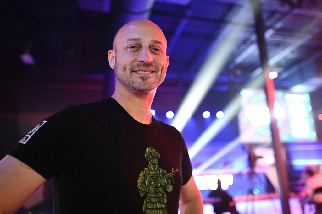 Joshua Baer, CEO da empresa Capital Factory, morre em acidente com jato executivo no Texas