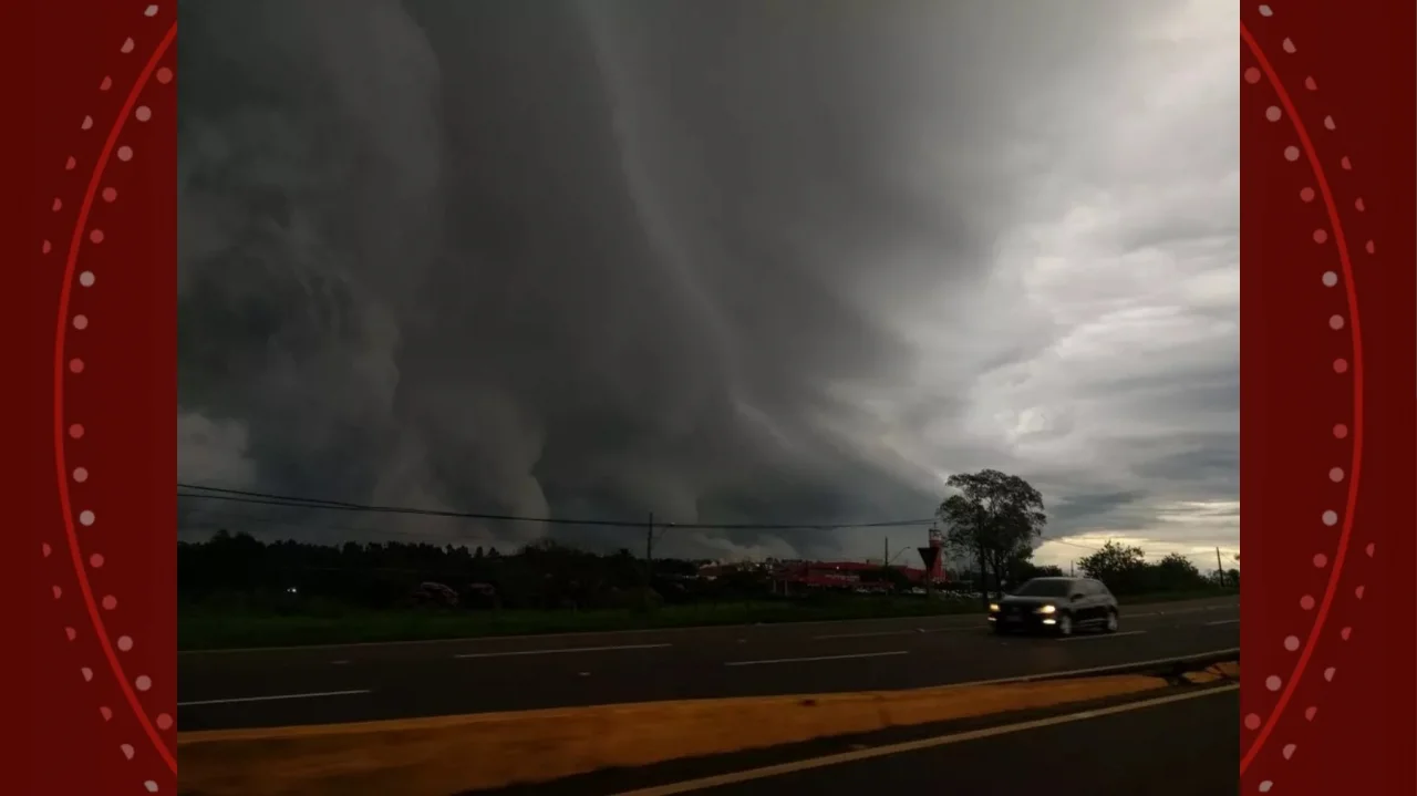 Paraná recebe alerta verdadeiro de tempestades com ventos de até 100 km/h em 69 cidades; veja onde e a previsão do tempo