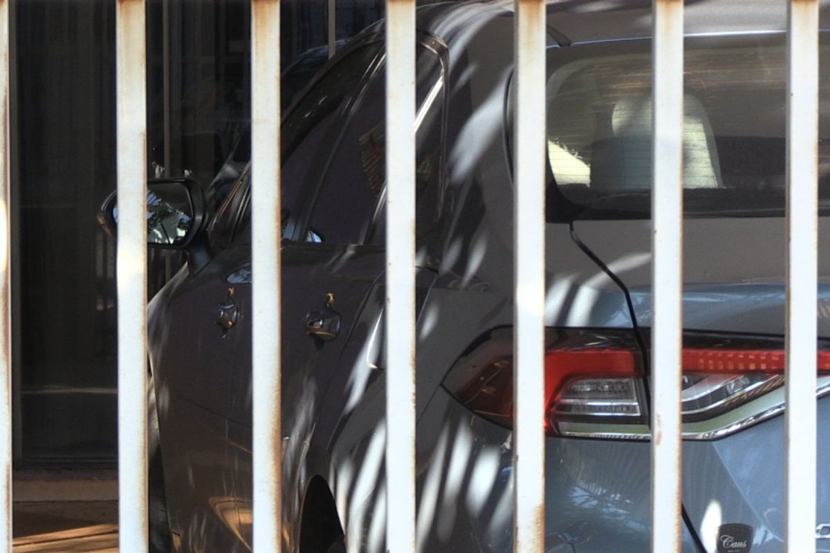 Militar da reserva é preso suspeito de matar a esposa após dizer à polícia que ela tinha cometido suicídio, no Paraná