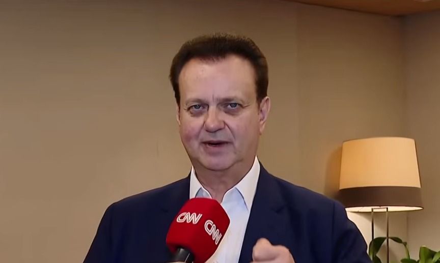 Caiado deve anunciar Kassab como vice na disputa pela Presidência