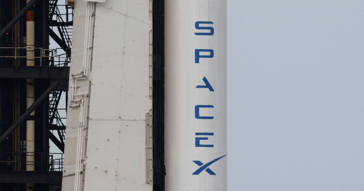 SpaceX domina Wall Street após IPO histórico e alta volatilidade dos papéis