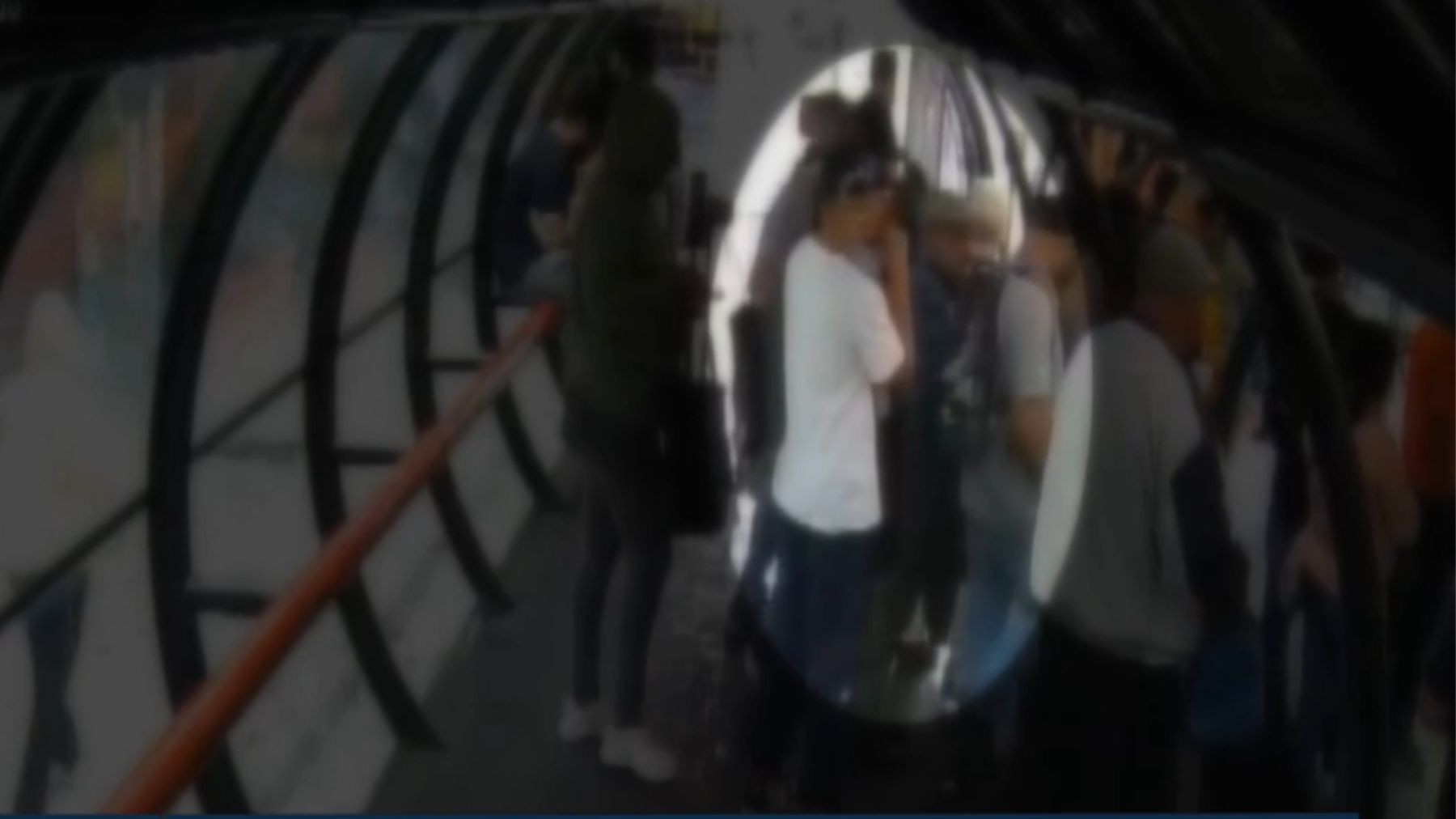 Operação prende 13 membros de grupo criminoso que furtava idosos em estações-tubo de Curitiba